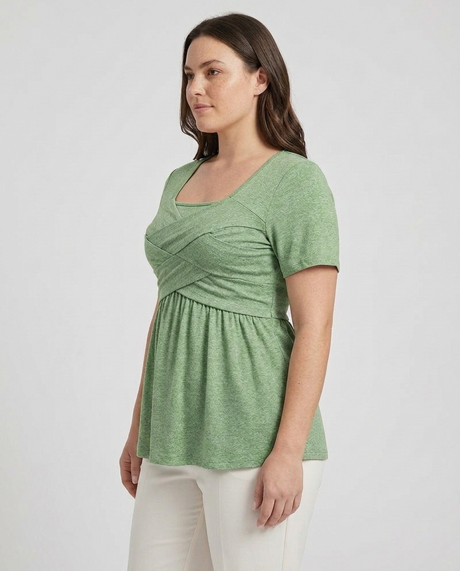 Linda™ - Twist Front Peplum Top